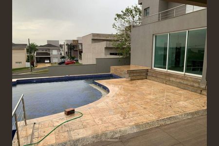 Casa de condomínio para alugar com 684m², 6 quartos e 4 vagas