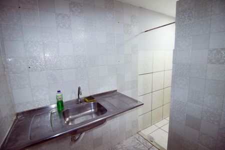 Cozinha de kitnet/studio para alugar com 1 quarto, 25m² em Penha Circular, Rio de Janeiro