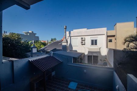 Casa à venda com 208m², 2 quartos e 2 vagas Casa à venda com 208m², 2 quartos e 2 vagasVista