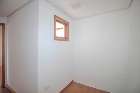 Casa à venda com 208m², 2 quartos e 2 vagas Casa à venda com 208m², 2 quartos e 2 vagasCloset