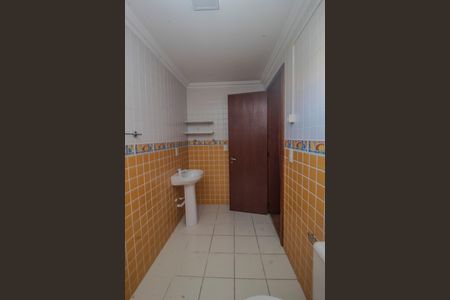 Casa à venda com 208m², 2 quartos e 2 vagas Casa à venda com 208m², 2 quartos e 2 vagasBanheiro da Suíte