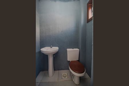 Casa à venda com 208m², 2 quartos e 2 vagas Casa à venda com 208m², 2 quartos e 2 vagasbanheiro 4