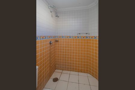 Casa à venda com 208m², 2 quartos e 2 vagas Casa à venda com 208m², 2 quartos e 2 vagasBanheiro da Suíte