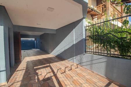 Casa à venda com 208m², 2 quartos e 2 vagas Casa à venda com 208m², 2 quartos e 2 vagasGaragem