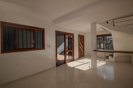 Casa à venda com 208m², 2 quartos e 2 vagas Casa à venda com 208m², 2 quartos e 2 vagasSala/Cozinha