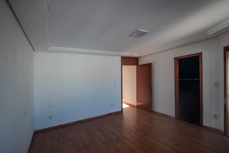 Casa à venda com 208m², 2 quartos e 2 vagas Casa à venda com 208m², 2 quartos e 2 vagasSuite 2