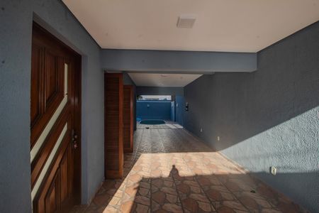 Casa à venda com 208m², 2 quartos e 2 vagas Casa à venda com 208m², 2 quartos e 2 vagasGaragem