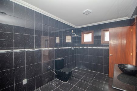 Casa à venda com 208m², 2 quartos e 2 vagas Casa à venda com 208m², 2 quartos e 2 vagasBanheiro da Suíte 2