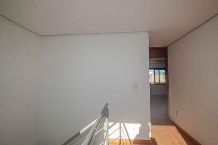 Casa à venda com 208m², 2 quartos e 2 vagas Casa à venda com 208m², 2 quartos e 2 vagasCorredor