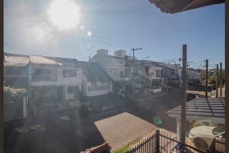Casa à venda com 208m², 2 quartos e 2 vagas Casa à venda com 208m², 2 quartos e 2 vagasVista