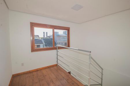 Casa à venda com 208m², 2 quartos e 2 vagas Casa à venda com 208m², 2 quartos e 2 vagasCorredor