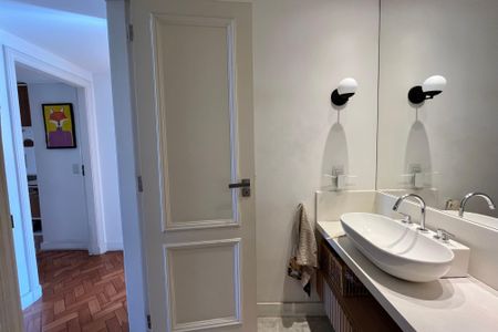 Apartamento para alugar com 200m², 3 quartos e 1 vagaBanheiro social