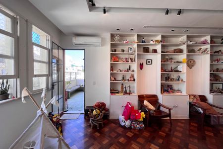 Apartamento para alugar com 200m², 3 quartos e 1 vagaSala 