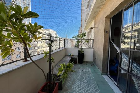 Apartamento para alugar com 200m², 3 quartos e 1 vagaVaranda