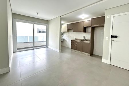 Sala de apartamento para alugar com 2 quartos, 63m² em Ribeirão da Ilha, Florianópolis