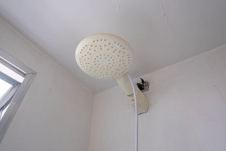 Apartamento para alugar com 65m², 2 quartos e 1 vaga Apartamento para alugar com 65m², 2 quartos e 1 vagaBanheiro