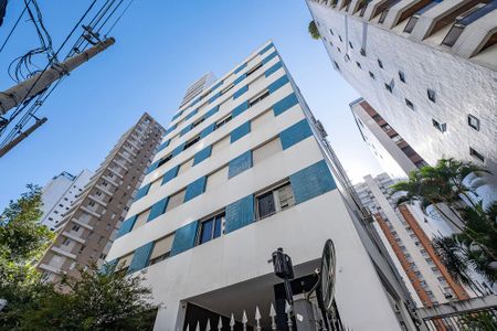 Apartamento para alugar com 65m², 2 quartos e 1 vaga Apartamento para alugar com 65m², 2 quartos e 1 vagaFachada