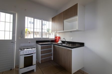 Sala/Quarto /Cozinha de kitnet/studio para alugar com 1 quarto, 30m² em Vila Santa Isabel, Campinas