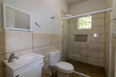 Banheiro de kitnet/studio para alugar com 1 quarto, 30m² em Vila Santa Isabel, Campinas