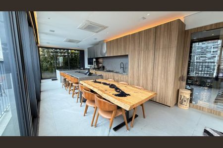 Apartamento à venda com 170m², 2 quartos e 2 vagas