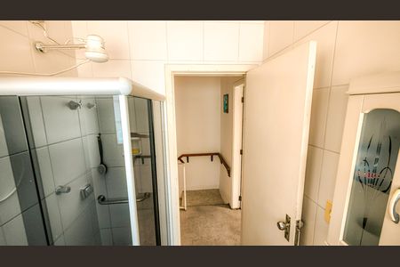 Casa à venda com 127m², 3 quartos e 2 vagasBanheiro