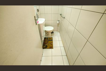Casa à venda com 127m², 3 quartos e 2 vagasLavabo