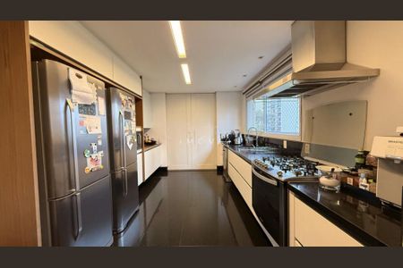 Apartamento à venda com 350m², 3 quartos e 5 vagas
