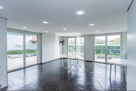 Apartamento para alugar com 56m², 2 quartos e 1 vagaÁrea comum - Salão de festas