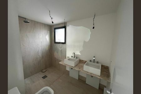 Apartamento à venda com 135m², 3 quartos e 2 vagas
