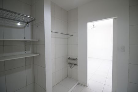 Casa de condomínio para alugar com 60m², 1 quarto e 2 vagasCloset da suíte 1