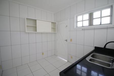 Casa de condomínio para alugar com 60m², 1 quarto e 2 vagasCozinha