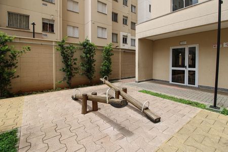 Apartamento para alugar com 45m², 2 quartos e sem vagaÁrea comum