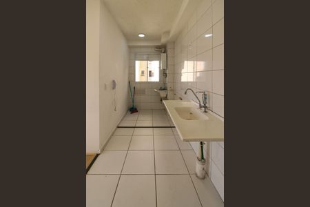 Apartamento para alugar com 45m², 2 quartos e sem vagaCozinha e Área de Serviço
