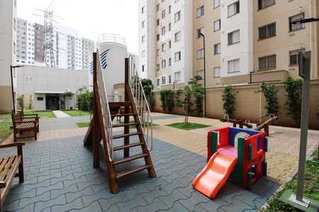 Apartamento para alugar com 45m², 2 quartos e sem vagaÁrea comum