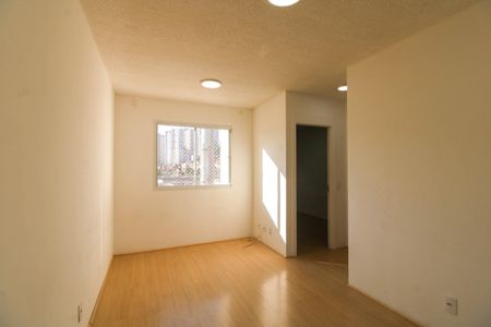 Sala  de apartamento para alugar com 2 quartos, 45m² em Vila Plana, São Paulo
