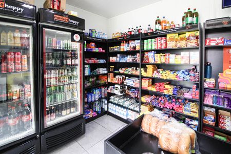 Apartamento para alugar com 45m², 2 quartos e sem vagaMercadinho
