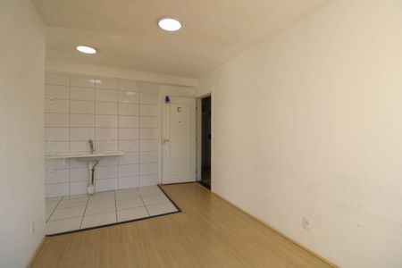 Sala  de apartamento para alugar com 2 quartos, 45m² em Vila Plana, São Paulo