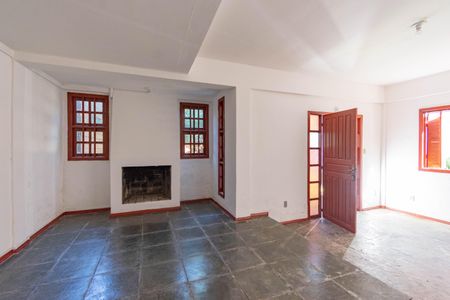 Casa para alugar com 3 quartos, 370m² em Niterói, Canoas