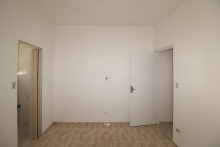 Quarto 1 de casa para alugar com 1 quarto, 65m² em Vila Continental, São Paulo