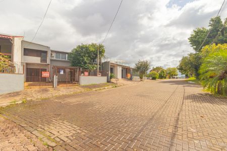 Casa à venda com 250m², 6 quartos e 4 vagasVista da Rua