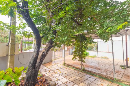 Casa à venda com 250m², 6 quartos e 4 vagasVista da Sala/Quarto