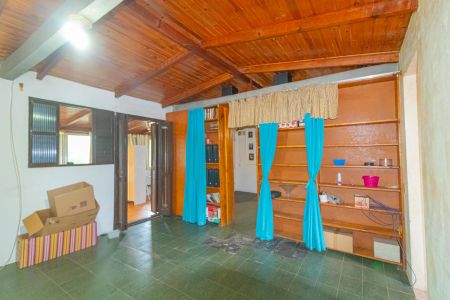 Casa à venda com 250m², 6 quartos e 4 vagas2° Piso/Sala