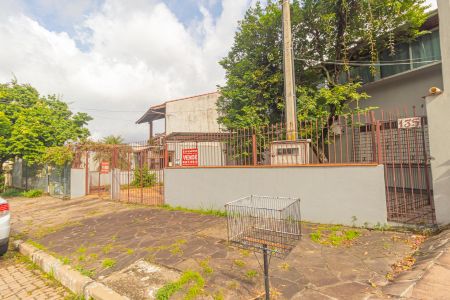 Casa à venda com 250m², 6 quartos e 4 vagasFachada