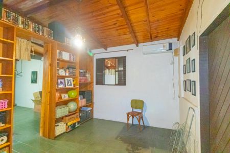 Casa à venda com 250m², 6 quartos e 4 vagas2° Piso/Sala