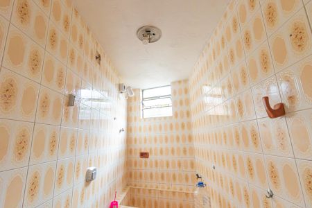 Casa à venda com 250m², 6 quartos e 4 vagasBanheiro Social