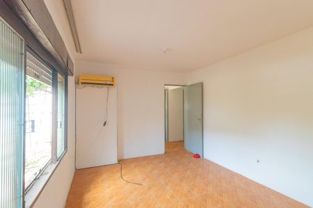 Casa à venda com 250m², 6 quartos e 4 vagasSala/Quarto
