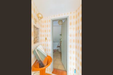 Casa à venda com 250m², 6 quartos e 4 vagasBanheiro Social