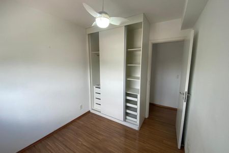 Apartamento à venda com 100m², 3 quartos e 2 vagas Apartamento à venda com 100m², 3 quartos e 2 vagasQuarto