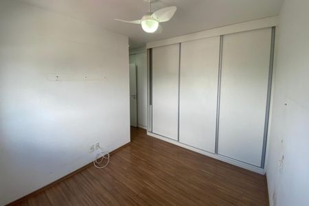 Apartamento à venda com 100m², 3 quartos e 2 vagas Apartamento à venda com 100m², 3 quartos e 2 vagasQuarto