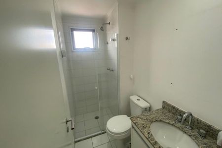 Apartamento à venda com 100m², 3 quartos e 2 vagas Apartamento à venda com 100m², 3 quartos e 2 vagasBanheiro